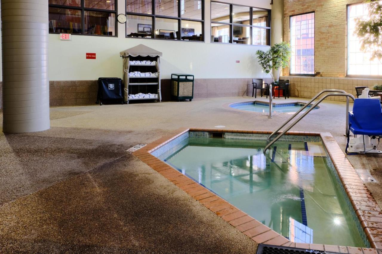 Pet-Friendly Canal Park Condonear Lakewalk Pool 杜鲁斯 外观 照片